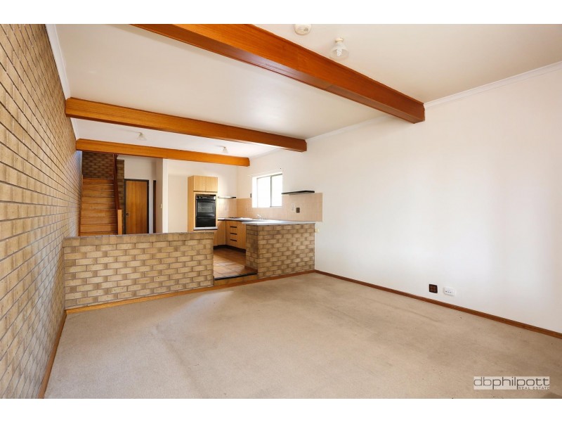 2/108 Winchester Street, Salisbury East SA 5109