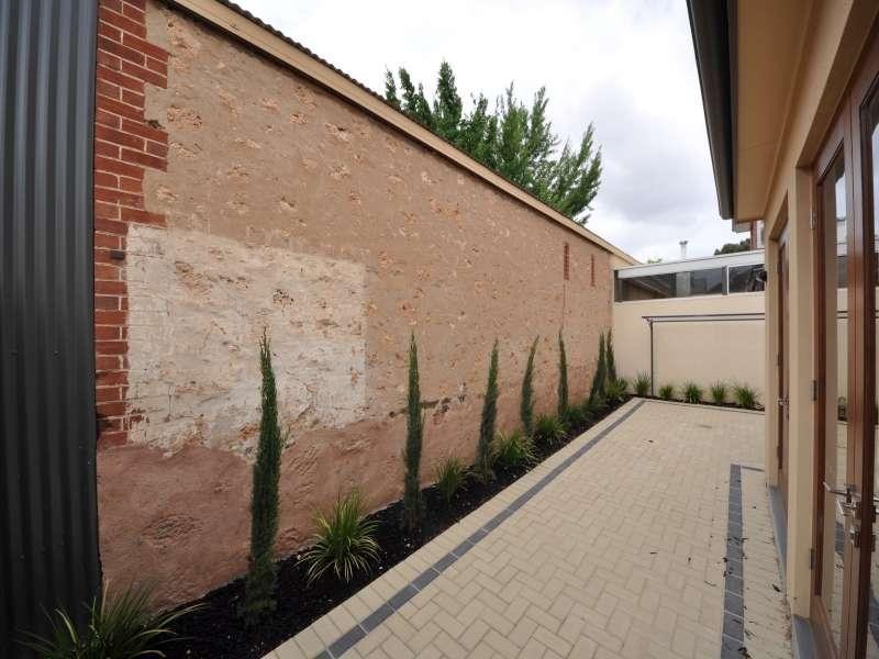 25 Tormore  Pl, North Adelaide SA 5006