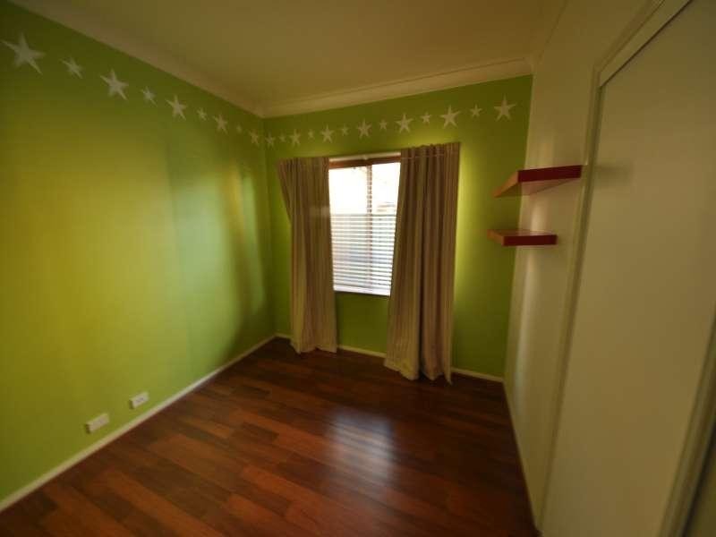 29 Beechwood Ave, Mawson Lakes SA 5095