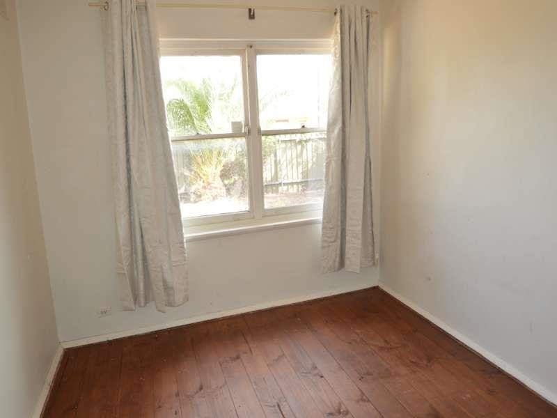 10 Alderney Ave, Clearview SA 5085