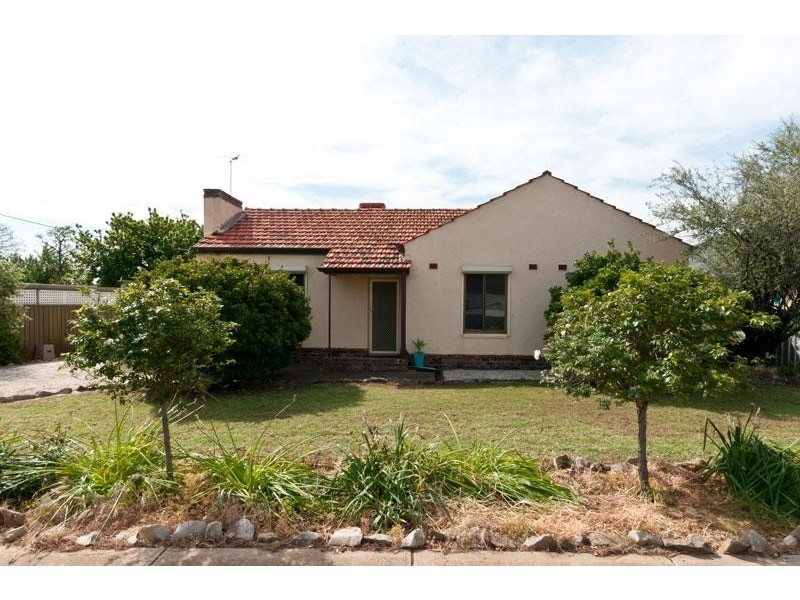 13 Forrest St, Blair Athol SA 5084
