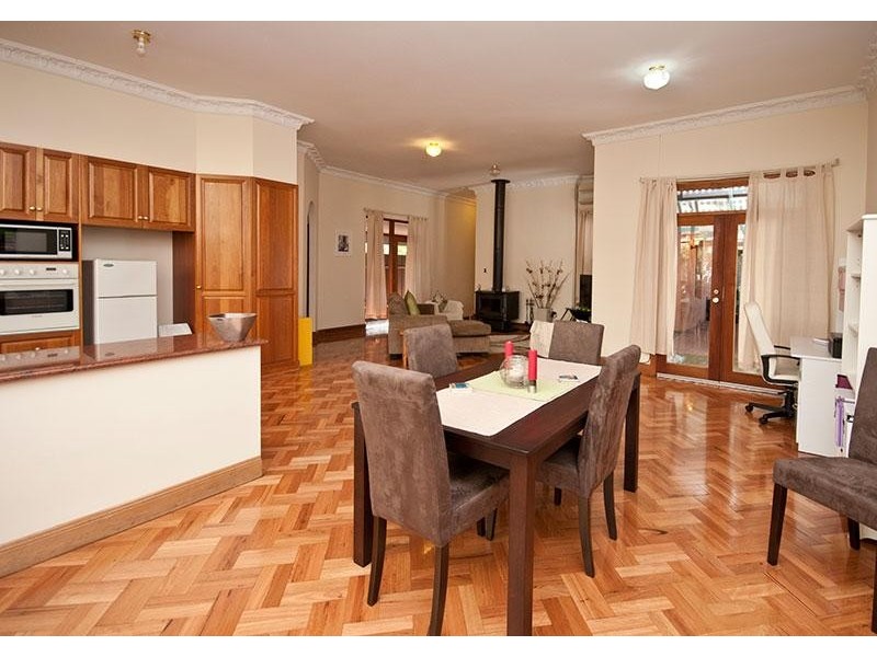 35 Highbury St, Prospect SA 5082