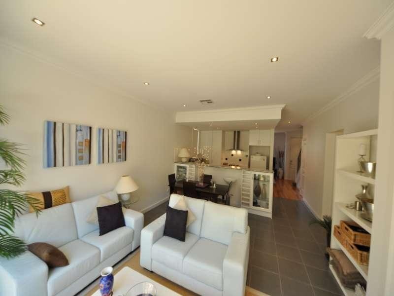 2/112-114 Anzac Hwy, Glandore SA 5037