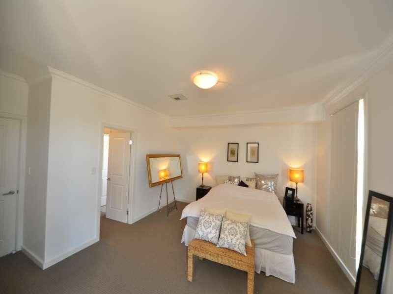 2/112-114 Anzac Hwy, Glandore SA 5037