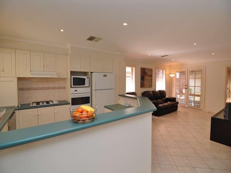 23 Woodland  Dr, Oakden SA 5086