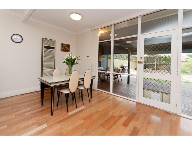 94 Albert St, Prospect SA 5082