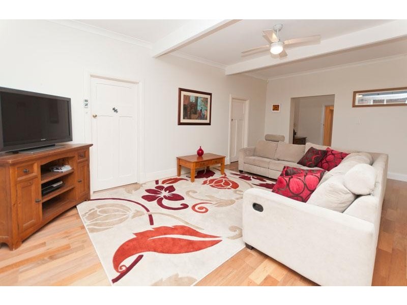 94 Albert St, Prospect SA 5082