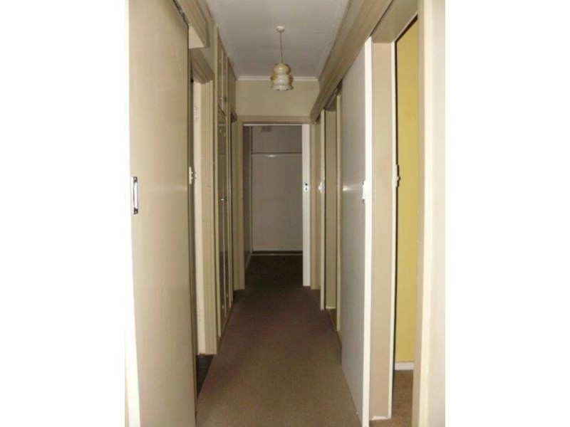 28 McLean St, Elizabeth Park SA 5113