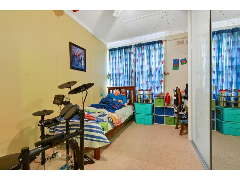 4 Southbury Crescent, Enfield SA 5085