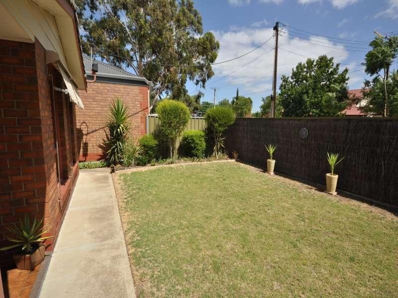 2/7 Iona St, Broadview SA 5083
