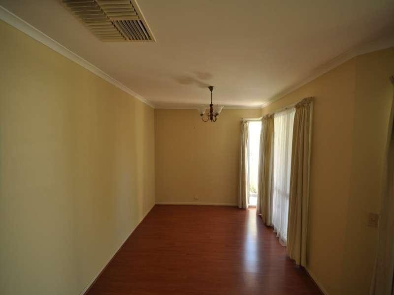 17 Hanbury  Ct, Oakden SA 5086