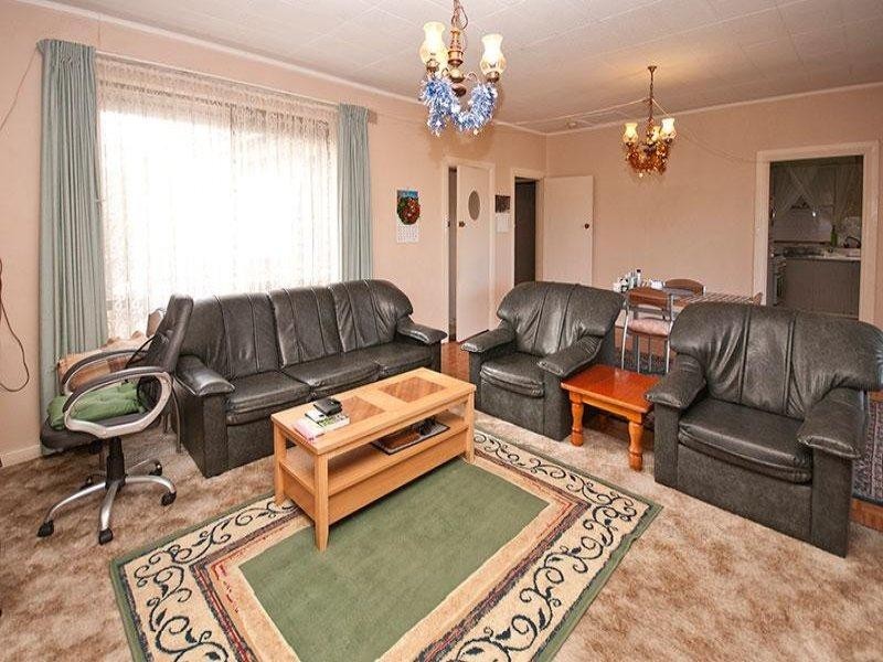 3 Copley  St, Broadview SA 5083