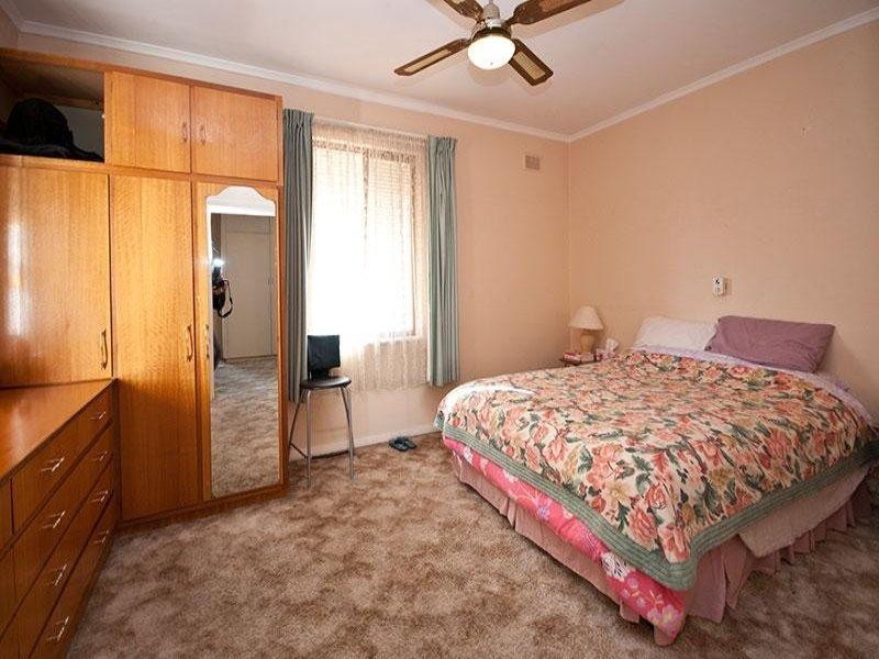 3 Copley  St, Broadview SA 5083