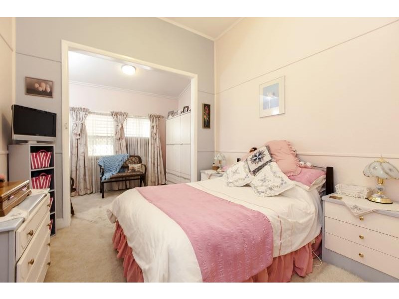 9 Gum Ave, Dry Creek SA 5094