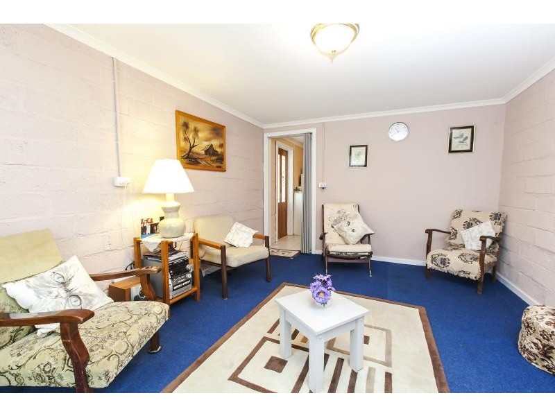 9 Gum Ave, Dry Creek SA 5094