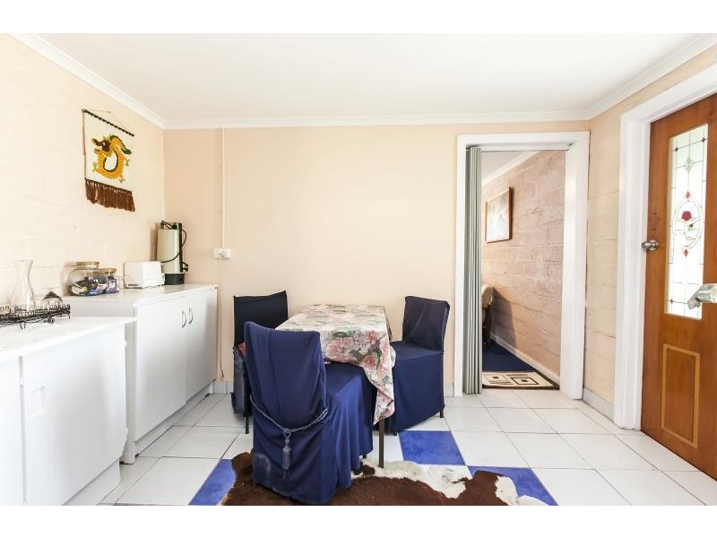 9 Gum Ave, Dry Creek SA 5094