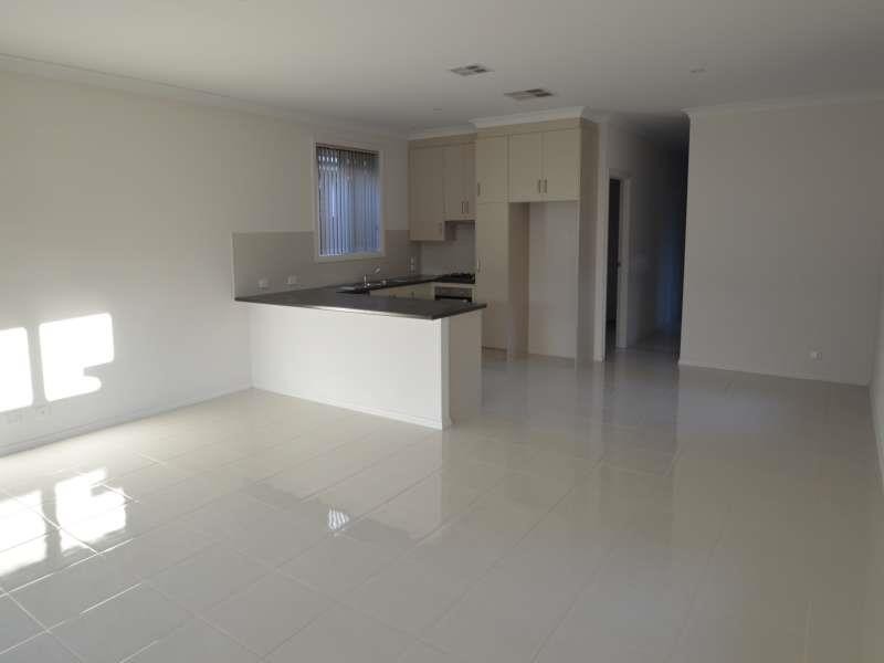 9A Esther Binks Avenue, Greenacres SA 5086