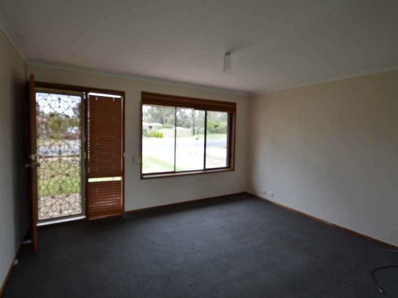 19 Jamison St, Parafield Gardens SA 5107