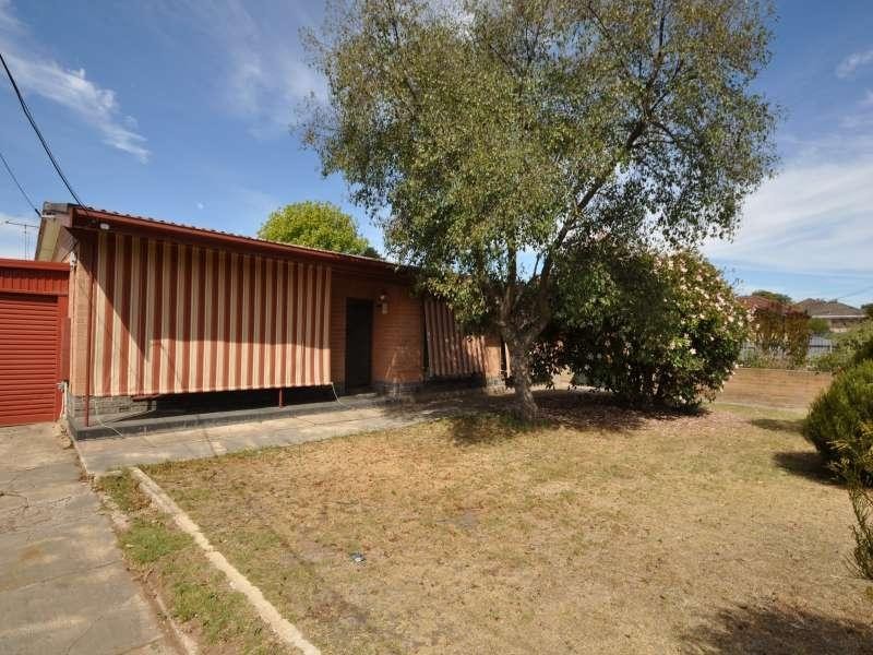 32 Rutherglen Ave, Valley View SA 5093