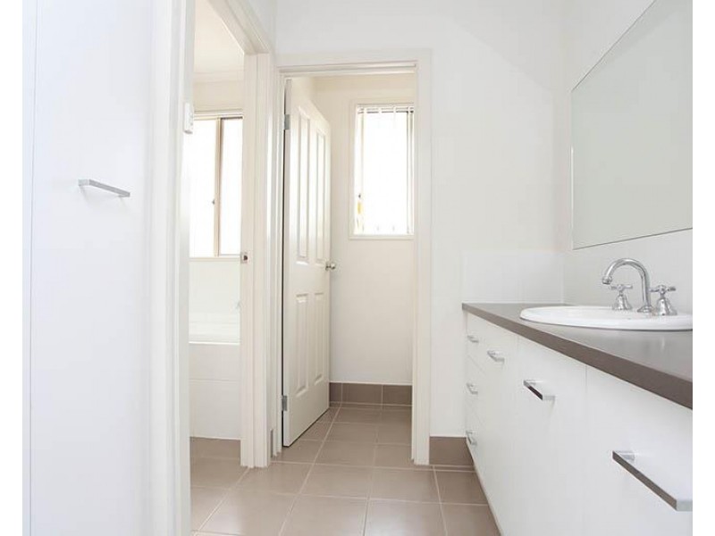 27A Barton Street, Blair Athol SA 5084