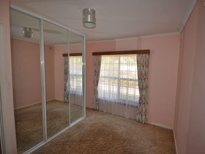 85 Hamblynn Rd, Elizabeth Downs SA 5113