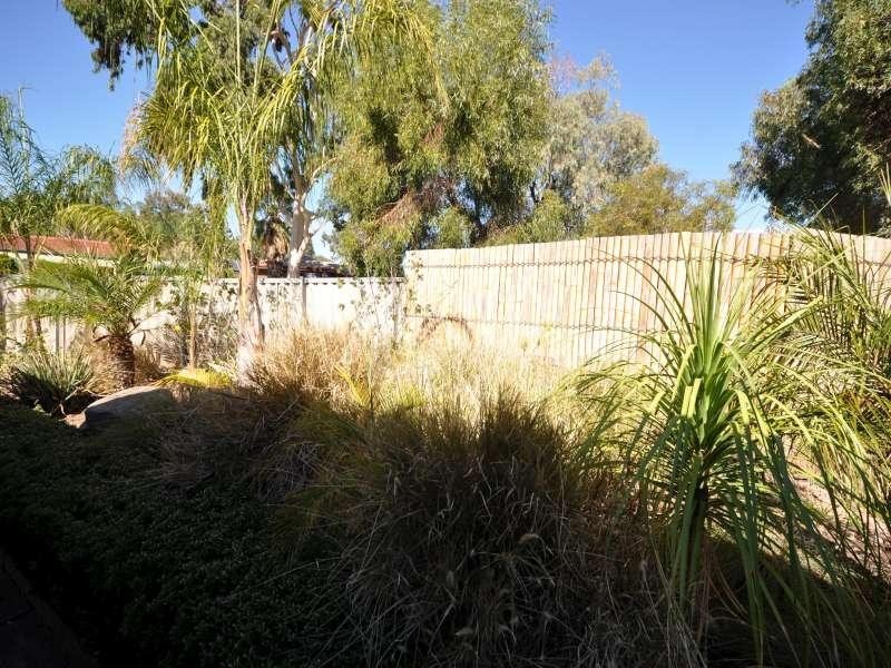 6 Carob Ct, Surrey Downs SA 5126