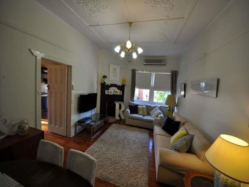 4 Vale  St, Walkerville SA 5081