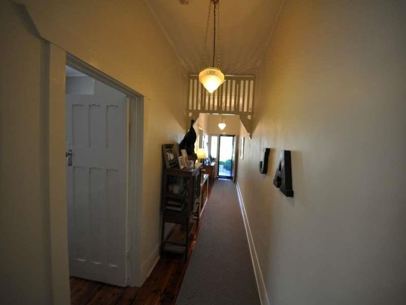 4 Vale  St, Vale Park SA 5081