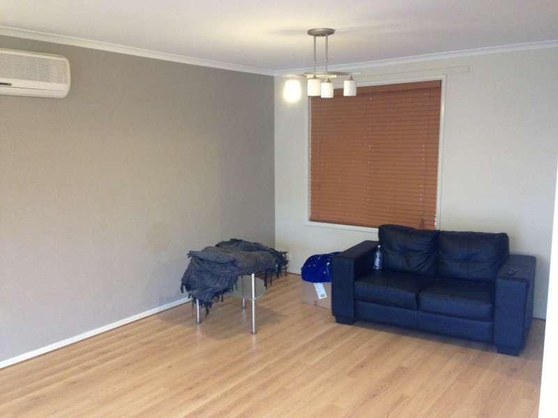 6 Elmwood Cct, Blakeview SA 5114