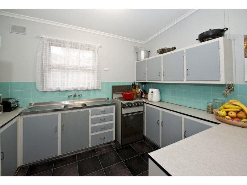 5 Binderi Cres, Ingle Farm SA 5098