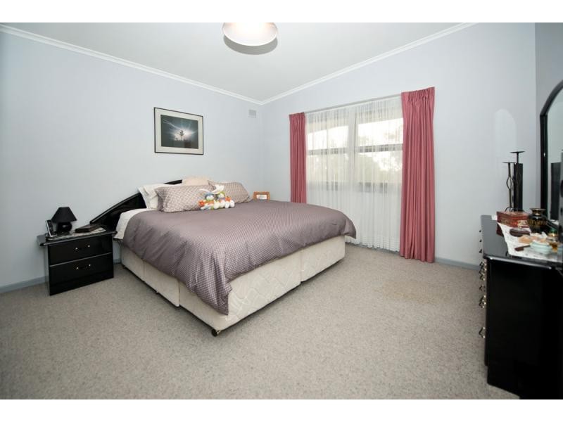 5 Binderi Cres, Ingle Farm SA 5098