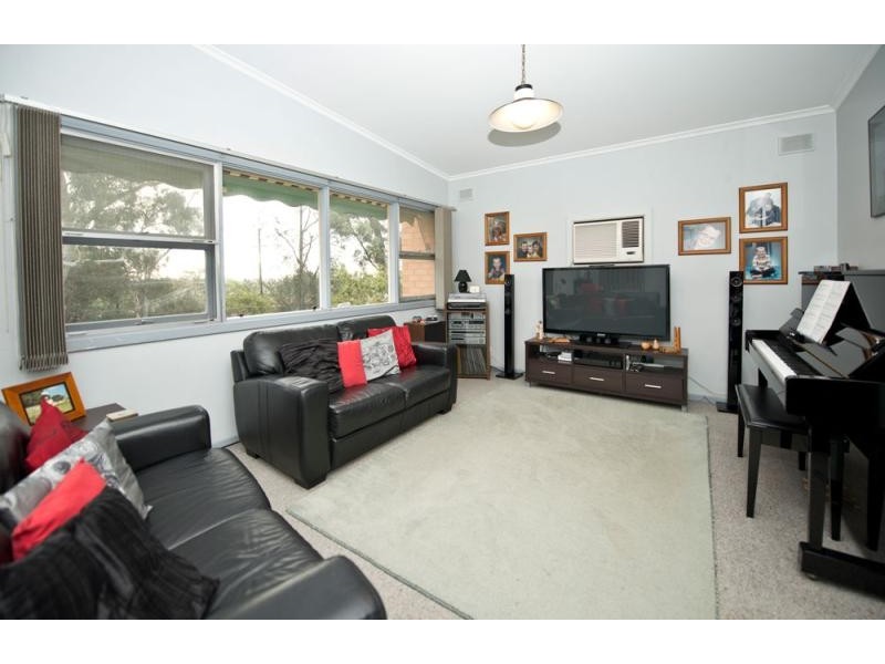 5 Binderi Cres, Ingle Farm SA 5098