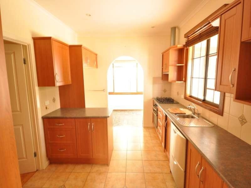 24 Hillsea Ave, Clearview SA 5085