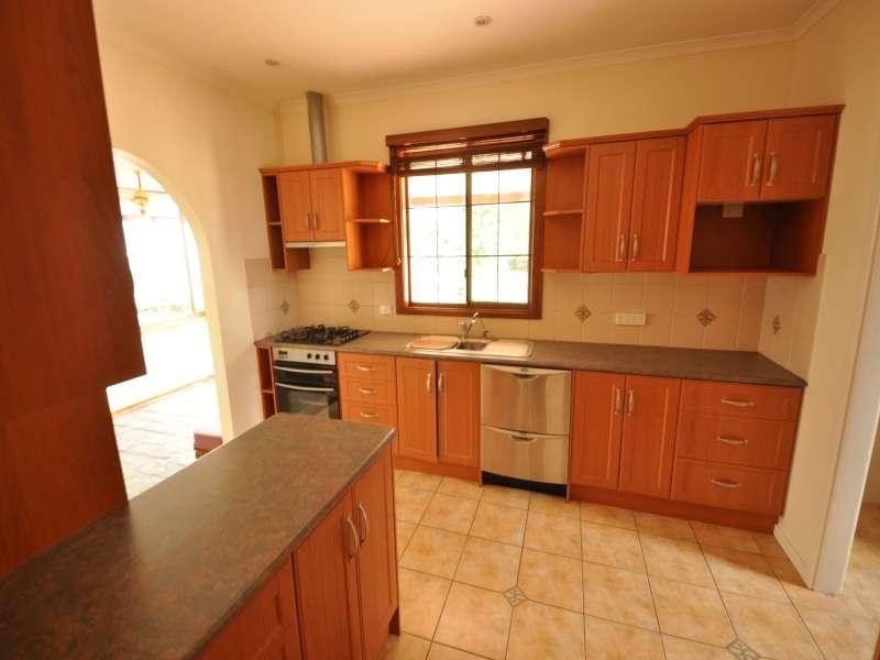 24 Hillsea Ave, Clearview SA 5085