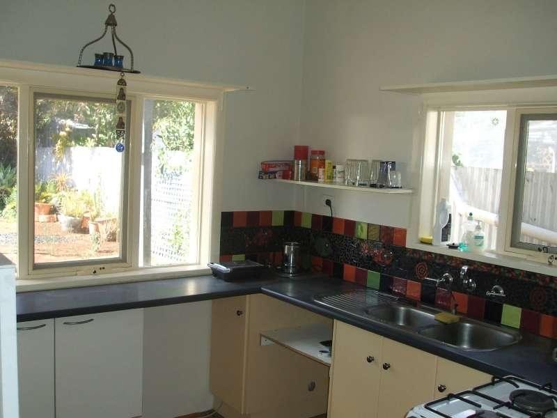 10 Douglas St, Magill SA 5072
