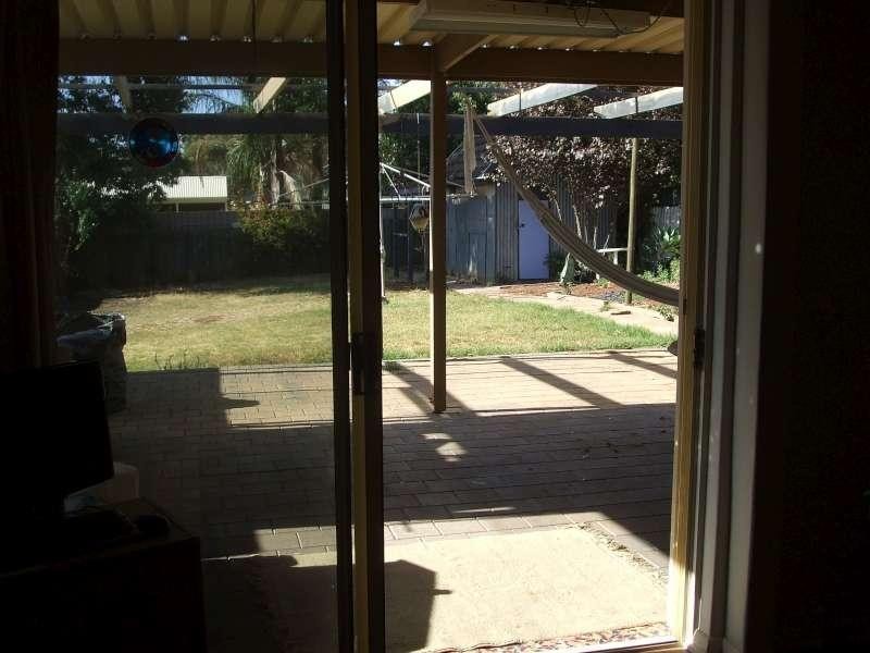 10 Douglas St, Magill SA 5072