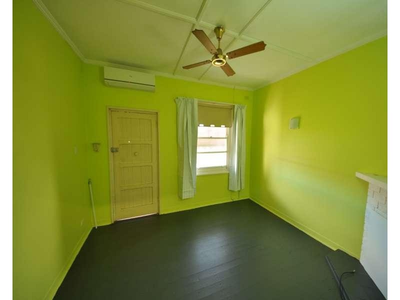 22 Tulloch Avenue, Pennington SA 5013