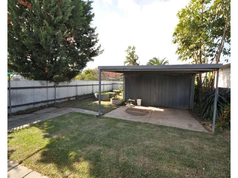 22 Tulloch Avenue, Pennington SA 5013