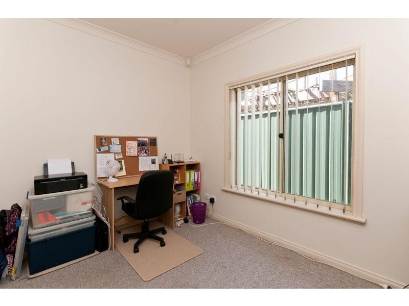 35 Swan  Cct, Mawson Lakes SA 5095