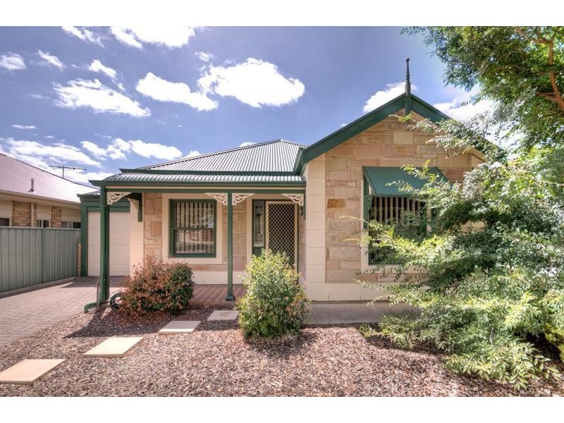 35 Swan  Cct, Mawson Lakes SA 5095