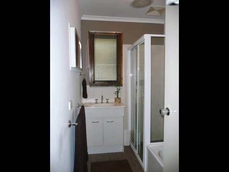 1 Bruce Ct, Para Vista SA 5093