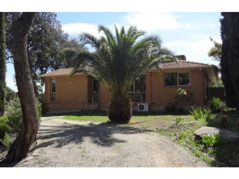 1 Bruce Ct, Para Vista SA 5093