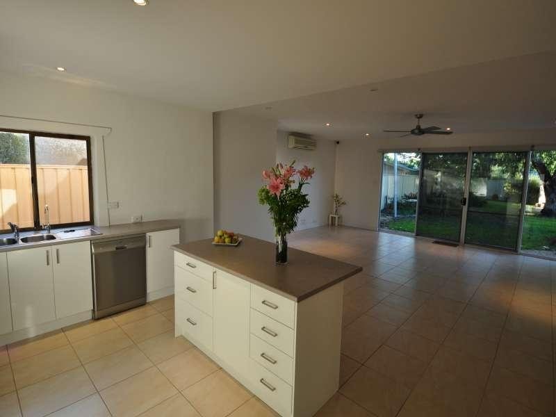 42 Charles St, Prospect SA 5082