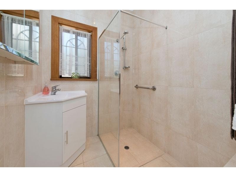 5 Deakin St, Blair Athol SA 5084