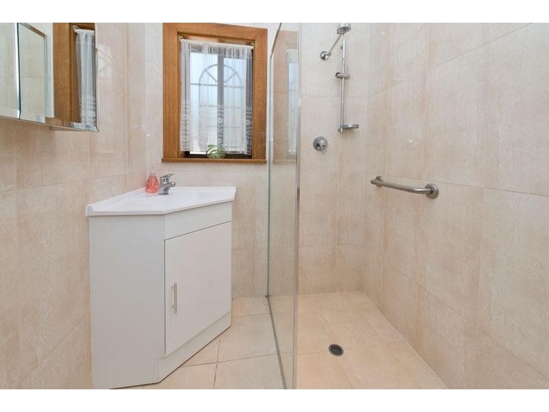 5 Deakin St, Blair Athol SA 5084