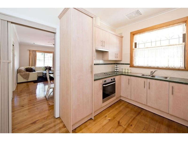 5 Deakin St, Blair Athol SA 5084