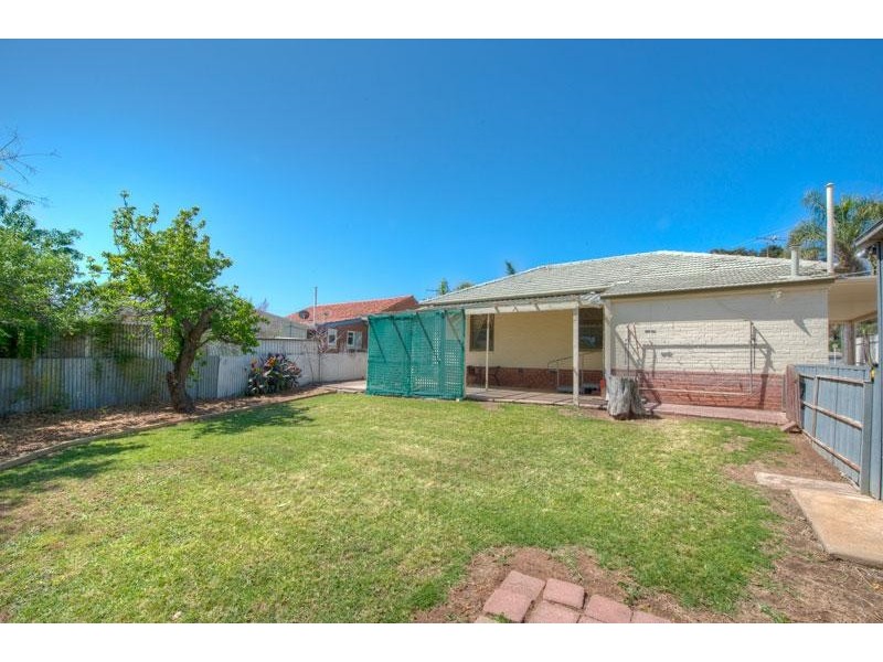 5 Deakin St, Blair Athol SA 5084