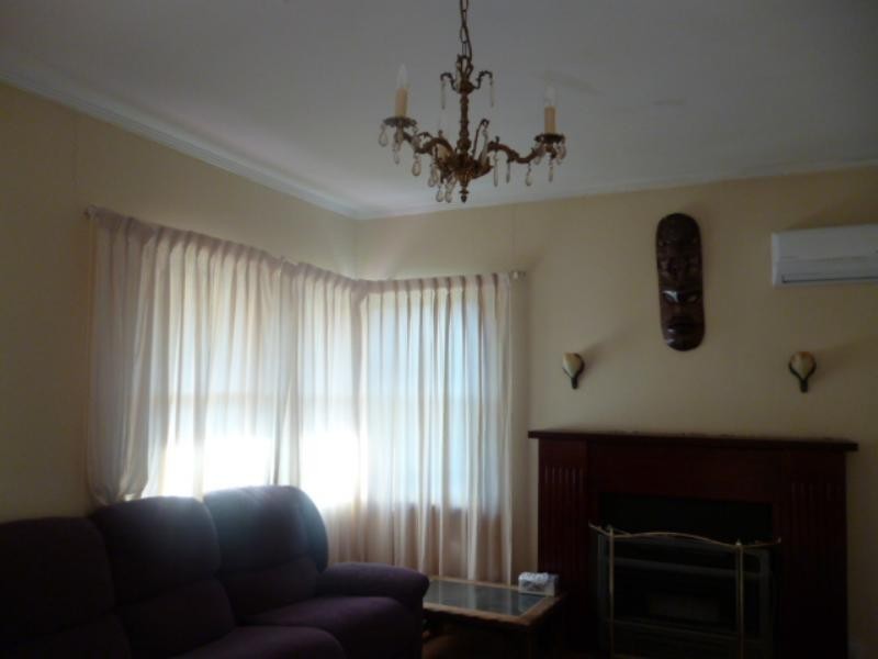 18 Bristol Ave, Enfield SA 5085