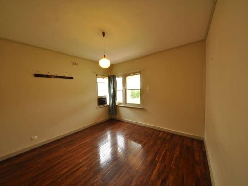 18 Bristol Ave, Enfield SA 5085