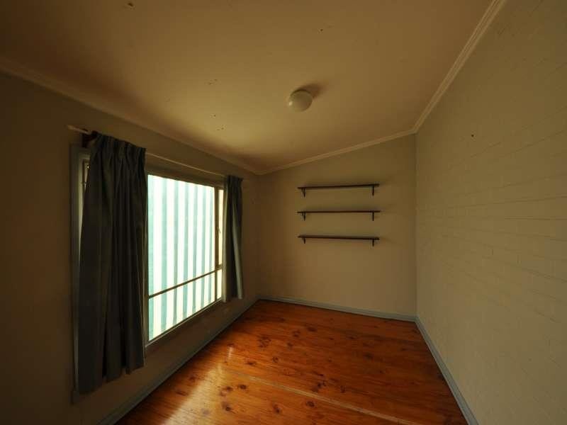 18 Bristol Ave, Enfield SA 5085